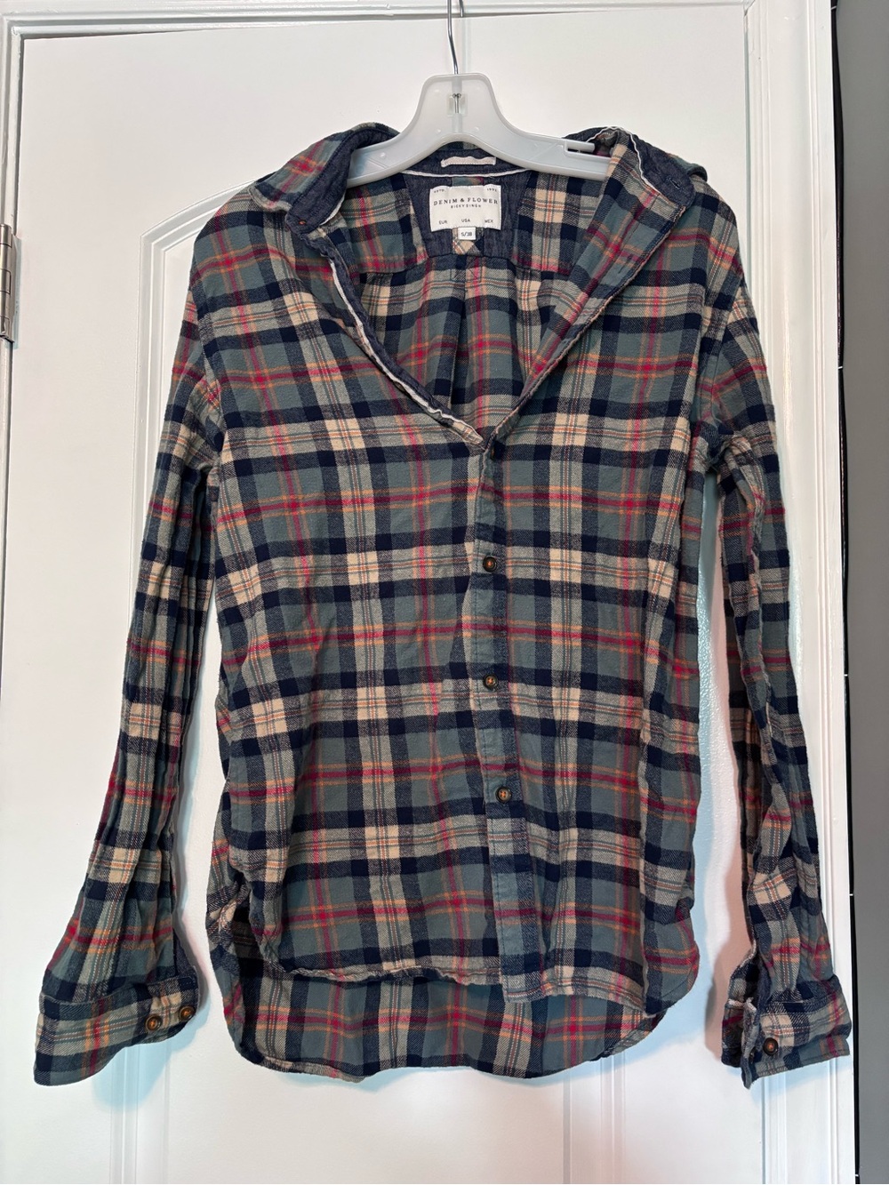 Denim & Flower Plaid Button-Up Hooded Flannel Shirt - Navy, Cream & Red Small